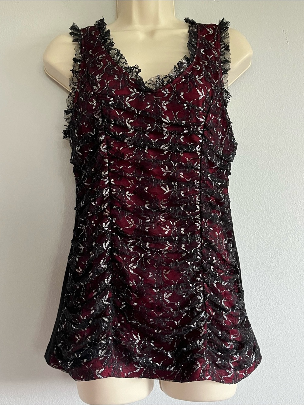 Women Whimsigoth Dark Romantic Wine Black Lace Ruched V Neck Sleeveless Top Sz L